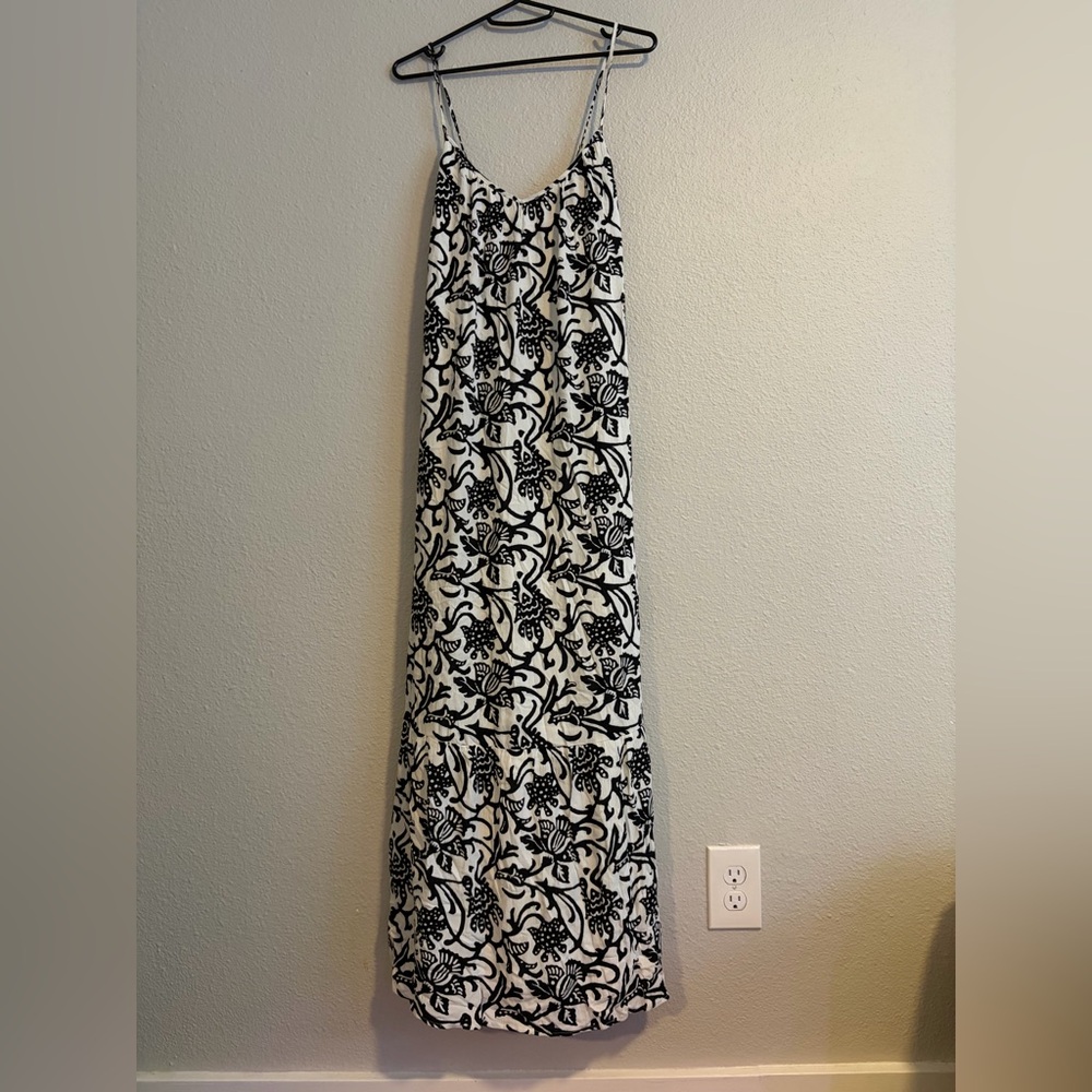 LOFT Black and White Patterned Strappy Tie Back Maxi Dress